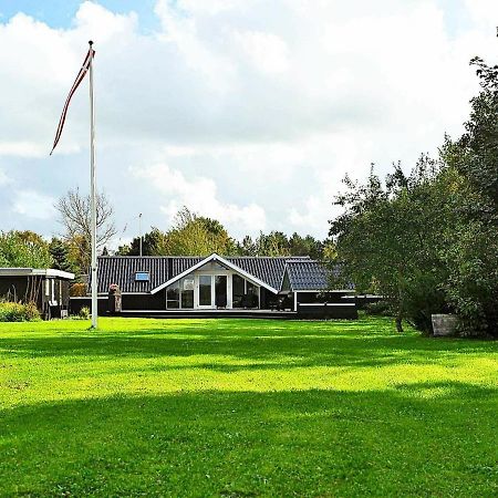 6 Person Holiday Home In Ansager Bagian luar foto