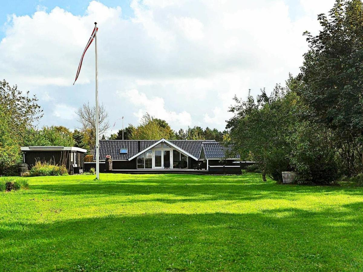6 Person Holiday Home In Ansager Bagian luar foto